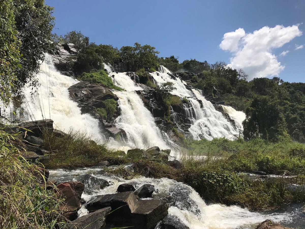 2025 Guide to Uganda's Waterfalls: Hidden Gems to Explore.