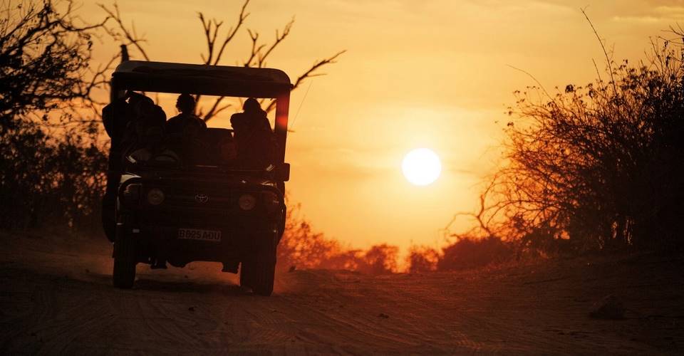 Sunset Safaris| The Most Breathtaking Sundowner Spots in Uganda.